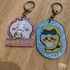 ちいかわグリッターアクリルキーホルダー ガチャガチャ ハチワレ 2個セット
