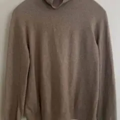 UNIQLOカシミヤ100ベージュ 3Dタートルネック セーター