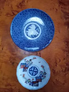 青色花模様の陶器皿セット