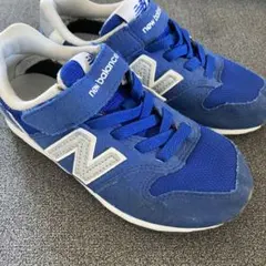 18.5cm New Balance 青 スニーカー マジックテープ付き