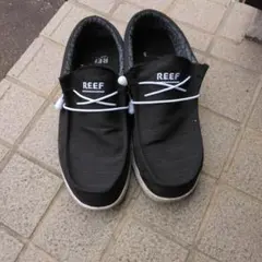 REEF ブラック スリッポンスニーカー　サーフ