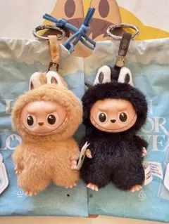 『R・S』ラブブイニシャルぬいぐるみペンダント新品未使用