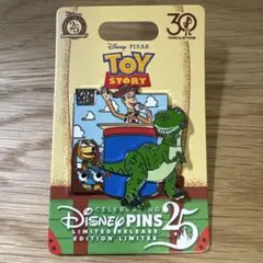 【新品未使用】ディズニーストア 30周年 ピンバッジセット 2025年最新】ディズニーストア 30周年 ピンバッジの人気アイテム