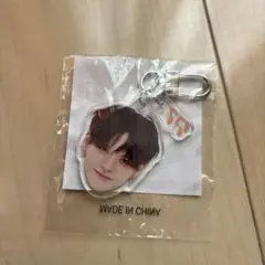 treasure 喜怒哀楽 アクキー ヨシ