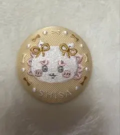 ちいかわ 刺繍缶バッジ シーサー