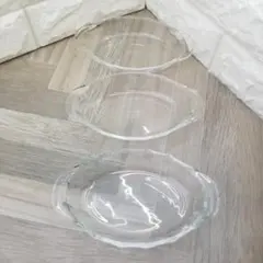 PYREX パイレックス　ガラス皿　グラタン皿　3枚セットのサムネイル