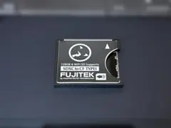 コンパクトフラッシュアダプター