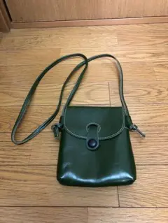レザー　サコッシュ　ショルダーバッグ　グリーン