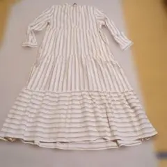ZARA ホワイト　ブラウンストライプ ティアードワンピース M　ポケットつき
