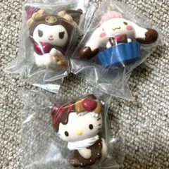 サンリオ　チョコレートドール　キティ　クロミ　シナモン　カプセルトイ　ガチャ