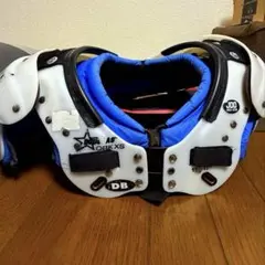 【中古】アメフト ダグラス ショルダー DD Sサイズ ダグラス ショルダーパッド レガシーDD｜アメフト用品専門店 QB CLUB