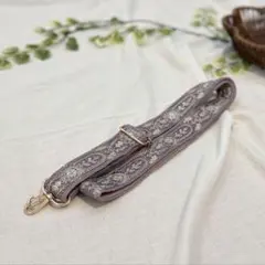 【大人気】インド刺繍リボン　スマホショルダー　スマホストラップ　カバンショルダー