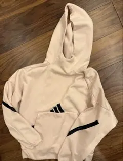 adidas フード付き トレーナー 薄ピンク