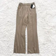 アパートバイローリーズ　新品　フレアパンツ　Lサイズ　ライトブラウン