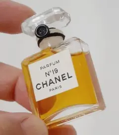 未開栓】シャネル N°19パルファム14ml ヴィンテージ 香水 CHANEL
