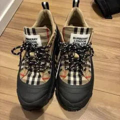 BURBERRY チェック柄 防水スニーカー 37のサムネイル