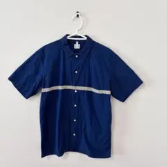 NECESSARY OR UNNECESSARY 半袖シャツ