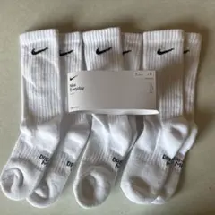 Nike Everyday ソックス 靴下3足セット 23-25cm