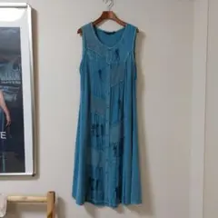 刺繍入り青ノースリーブワンピース