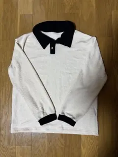 週末セール　未使用品　dazy 長袖ポロシャツ クリーム色　M