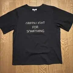 新品・未使用　CYNICAL ゴールドラメロゴTシャツ ブラック　Lサイズのサムネイル