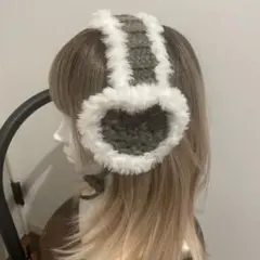ハートイヤーマフ 耳あて ハンドメイド グレー×白