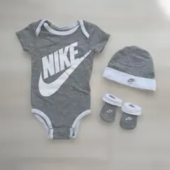 ナイキ ロンパース 68-80cm 帽子と靴下セット