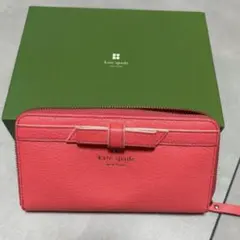 【超美品】ケイトスペードkate spade NEW YORK 長財布 リボンのサムネイル