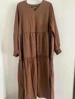 Bob ブラウン ロングワンピース体型カバーゆったり春ワンピ