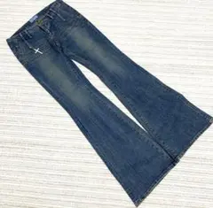 新品タグ付き　C.C.CROSS フレアーデニム　脚長効果抜群です♪