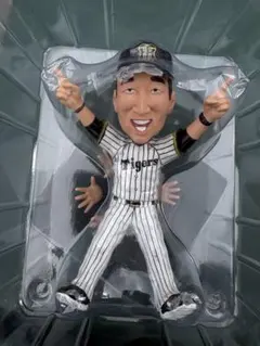 2025 阪神タイガース 藤川監督胴上げボブルヘッドフィギュア - メルカリ
