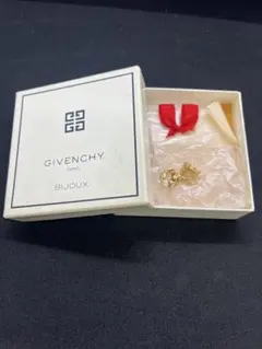 GIVENCHY BIJOUX イヤリング ゴールドカラー