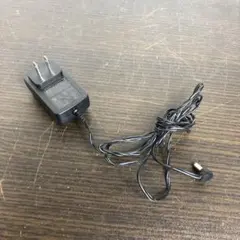 R.S RSS1002-084084-W2J 充電アダプタ ACアダプタ