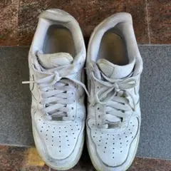 Nike Air Force 1 ホワイトスニーカー