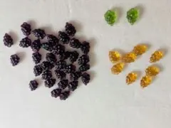 チェコガラス　ぶどうビーズ