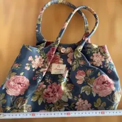 Item thumbnail for item 8a079fae-a21b-4553-99d3-1b9acd99a454