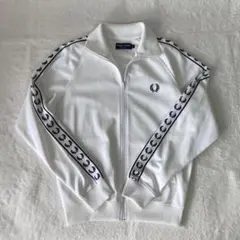 ✨極美品✨ フレッドペリー　トラックジャケット　月桂樹　S　メンズ　ホワイト