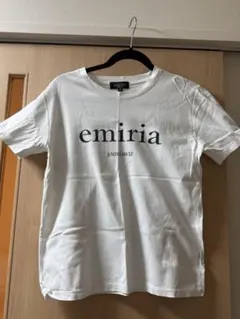 emiriawiz 白Ｔシャツのサムネイル