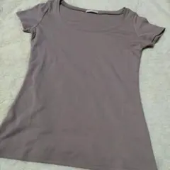 PJ　デコルタンTシャツ　ベージュのサムネイル