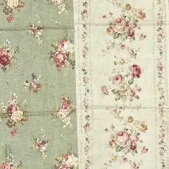 2色花柄　クリーム1枚・緑　1枚［74㎝×88㎝］ハギレ　レトロ　パッチワーク