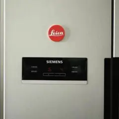 【希少・限定品】ライカ（Leica）特製マグネットピン（ドイツ本店ノベルティ）