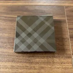 BURBERRY ライトグロウ PF 03 チークカラーのサムネイル