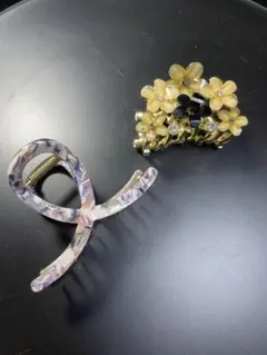 花柄デザイン ヘアクリップ 2個セット