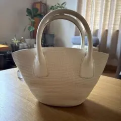 BALLY ✴︎ ホワイト　カゴバッグ