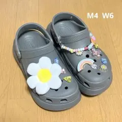 美品 クロックス crocs クラッシュ クロッグ 厚底 オリーブのサムネイル