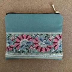 ファスナーポーチ　ハンドメイド　インド刺繍