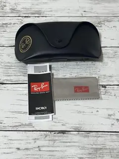 美品　Ray-Ban メガネケース ブラック