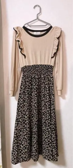 ドッキングワンピース　ロングワンピース　冬服　袖フリル　長袖