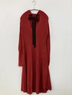 赤Vネックリボン付きロングワンピース(Mila owen)(ビスチェ付き)