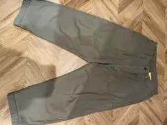 オリーブ ワークパンツ